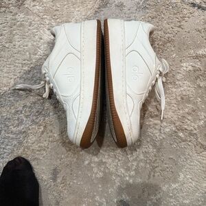 ALO Yoga White Sneakers with Brown Sole